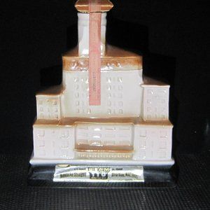 1968 Jim Beam The Broadmoor Hotel Decanter 50 Year Anniversary - 1918 To 1968